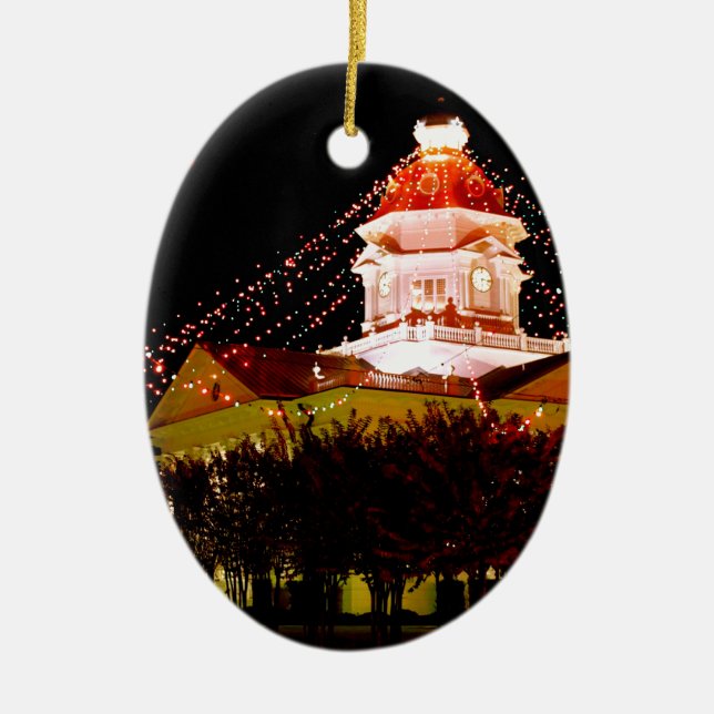 ORNEMENT OVALE EN CÉRAMIQUE MOULTRIE, LA GÉORGIE (Devant)