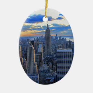 Ornement Ovale En Céramique Paysage urbain de NYC en fin d'après-midi à l'appr