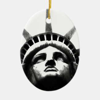 Ornement Ovale En Céramique Statue noire et blanche de la Liberté