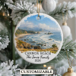 Ornement personnalisé de Cannon Beach, Oregon sur<br><div class="desc">Un ornement de souvenir de voyage personnalisé conçu pour célébrer votre voyage inoubliable. Que vous soyez parti pour le travail, que vous ayez profité d'un voyage en amoureux ou que vous ayez participé à un programme d'échange scolaire, cet ornement commémore un moment spécial que vous chérirez toujours et que vous...</div>