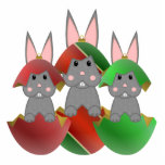 Ornement Photo Sculpture Lapin Gris Dans Les Ornements De Noël<br><div class="desc">Ce dessin est une illustration vectorielle de lapins gris flous assis à l'intérieur d'un ornement cassé. Ce mignon lapin a été dessiné en 2007 par Mydeas. Cet adorable lapin lapin est un design amical pour les enfants que tout enfant est sûr d'aimer et ferait un grand cadeau pour n'importe quel...</div>