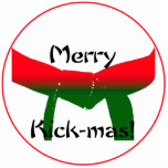 Ornement Photo Sculpture Ornement de Noël des arts martiaux<br><div class="desc">Cet ornement de Noël des arts martiaux de Joyeux Kick-mas fait un cadeau unique ou un rembourrage pour votre artiste martiale. Convient à tous les arts martiaux - karaté,  taekwondo,  kung fu,  judo etc. L'image d'une ceinture verte et rouge est une photographie numériquement améliorée d'une ceinture d'arts martiaux.</div>