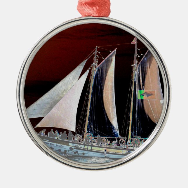 Ornement Rond Argenté Bateaux à voile (Devant)