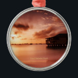 Ornement Rond Argenté Coucher de soleil à Grand Barbados Beach<br><div class="desc">Coucher de soleil à Grand Barbados Beach - ornement de Noël. VIRGINIA5050 pour des cadeaux de Noël inhabituels et des ornements de Noël. VIRGINIA5050 - cadeaux créatifs et insolites pour toutes les occasions. CADEAUX INTERNATIONAUX à zazzle.com/InternationalGifts, Boutique cadeaux Floride à zazzle.com/FloridaGiftStore*, BOUTIQUE CADEAUX RETRAITE à zazzle.com/RetirementGiftStore, BOUTIQUE CADEAUX I LOVE...</div>