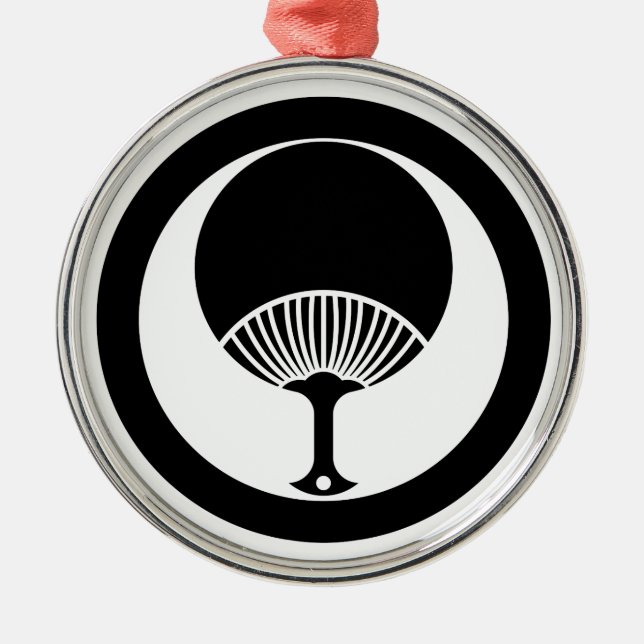 Ornement Rond Argenté Round fan in circle (Devant)