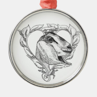 Ornement Rond Argenté Tête de Nubian au coeur