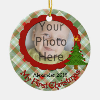 Ornement Rond En Céramique Agréable Plaid Baby's First Christmas Ornament
