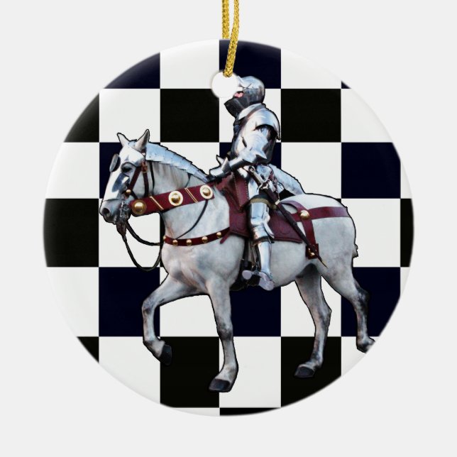 Ornement Rond En Céramique Chevalier sur cheval blanc avec plateau d'échecs (Devant)