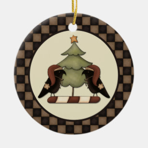 Ornement Rond En Céramique Corbeaux primitifs et arbre de Noël de notre maiso
