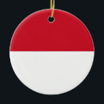 Ornement Rond En Céramique Drapeau de l'Indonésie<br><div class="desc">Cherchez "wowsmiley" pour plus de produits comme celui-ci.</div>