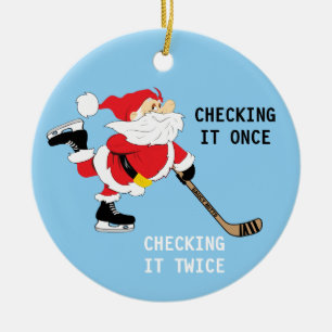 Ornement Rond En Céramique Hockey Père Noël Checkin de patinage il une fois