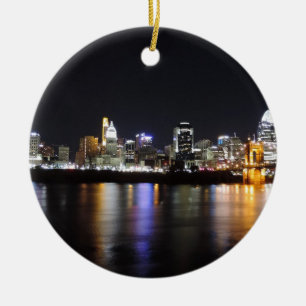 Ornement Rond En Céramique Horizon de Cincinnati la nuit