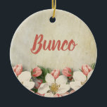 Ornement Rond En Céramique Joueur Bunco Vintage élégant et agréable<br><div class="desc">Pour ma collection de fleurs vintages,  j'ai conçu cet élégant et charmant ornement de fleurs vintages Bunco Player. Monogramme avec votre nom de joueur Bunco préféré ou votre nom de groupe Bunco.</div>