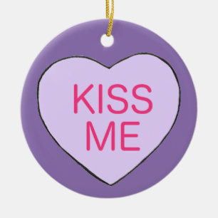 Ornement Rond En Céramique KISS ME Purple Candy Coeur Saint Valentin Cadeau