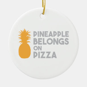 Ornement Rond En Céramique L'ananas appartient sur la pizza