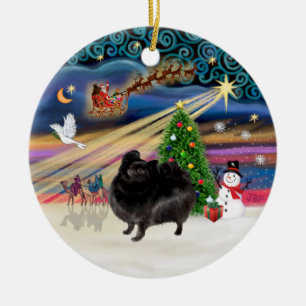 Ornement Rond En Céramique Magie de Noël - Pomeranian (support noir)