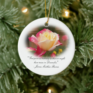 Ornement Rond En Céramique Ornement de souvenir - roses en décembre