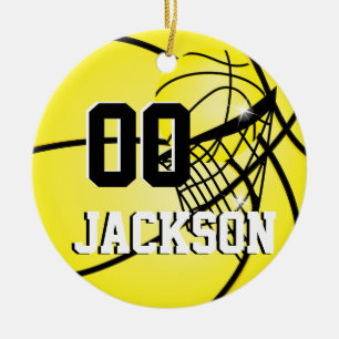 Ornement Rond En Céramique Personnalisez le basket-ball de jaune de joueur de