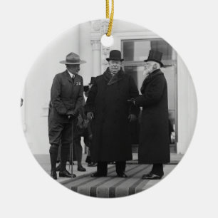 Ornement Rond En Céramique William H. Taft, James Bryce et Archibald W. Butt