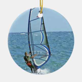 Ornement tropical de planche à voile