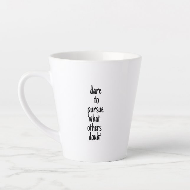 Osez poursuivre la tasse de latte (Gauche)