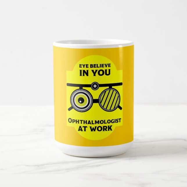 Ostéopathie OEil chirurgiens Mug (Centre)