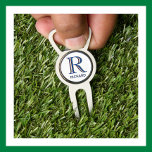Outil À Divot Marqueur de balle de premier nom Monogramme person<br><div class="desc">LAYERING UNIQUE DU MONOGRAM — regardez attentivement et vous verrez trois couleurs, ce qui lui donne une sensation de profondeur. Personnalisé en plus avec le prénom. Idée spéciale pour un cadeau ou vous pouvez juste profiter pour vous-même! Si vous avez des questions de conception ou une demande spéciale, veuillez envoyer...</div>