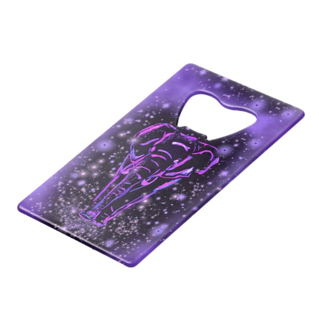 Ouverture De Bouteille Éléphant Marcher À La Nuit  (Devant Angle)