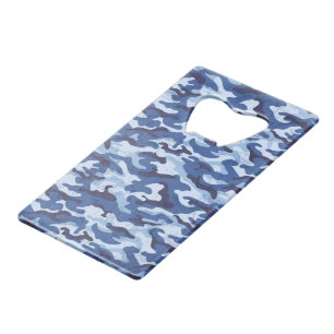 Ouverture d'une bouteille de Camo militaire