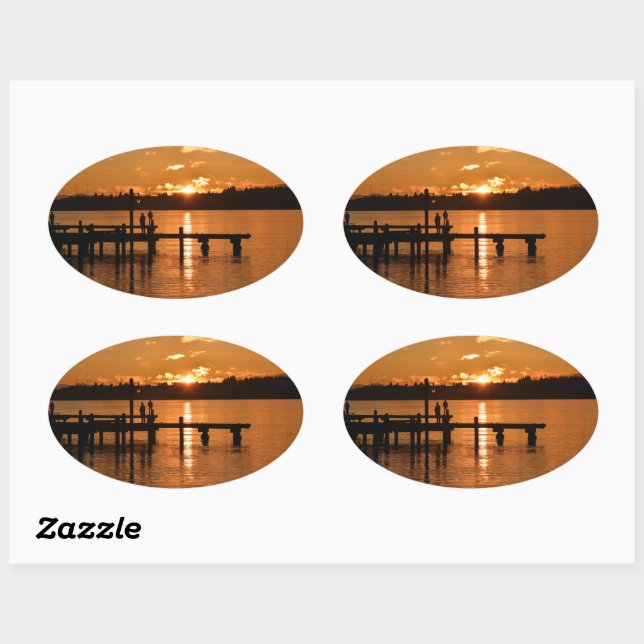 Ovale Coucher de soleil sur le Sticker du lac Oval (Feuille)