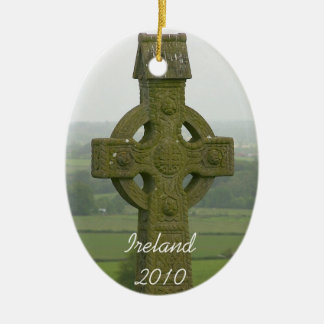Ovale En Céramique Ornement croisé de Noël de l'Irlande
