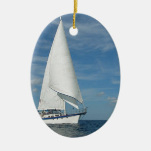 Ovale En Céramique Ornement majestueux de voile