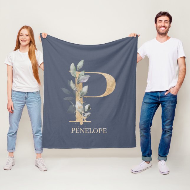 P Monogramme Floral Couverture en polaire personna (En situation)