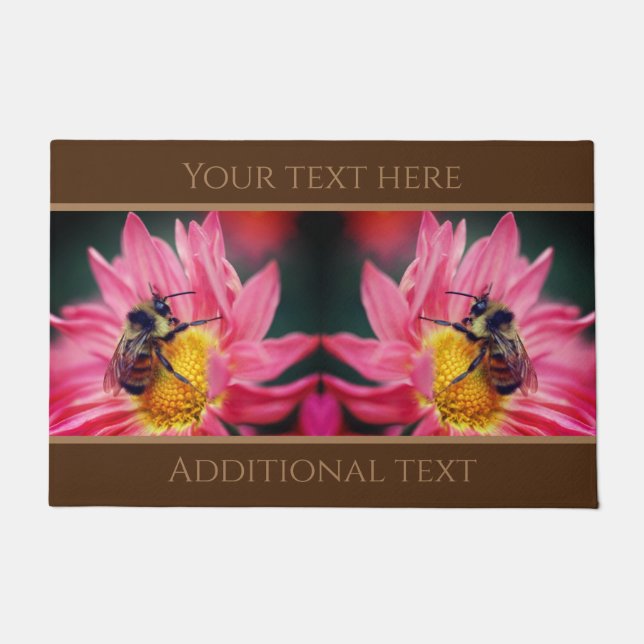 Paillasson Bumble Bee On Pink Daisy Flower Personnalisé (Devant)