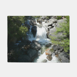 Paillasson Cascade Falls dans le parc national de Yosemite