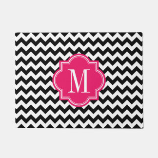 Paillasson Chevron noir et blanc avec le monogramme de roses