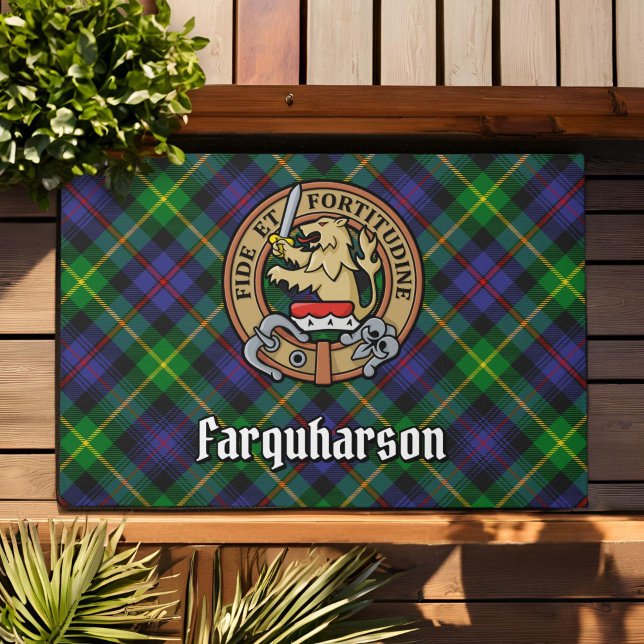 Paillasson Clan Farquharson Crest sur Tartan (Créateur téléchargé)