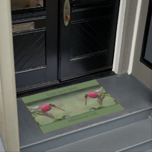 Paillasson Dragonfly rouge sur le fruit de bois de chien Pers