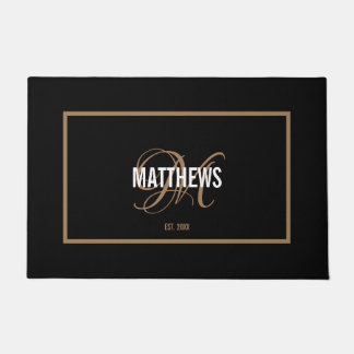 Paillasson Élégant script en or noir monogramme nom mariage