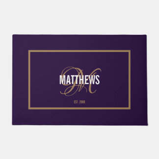 Paillasson Élégant violet script monogramme nom mariage
