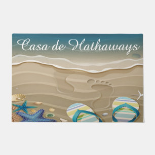 Paillasson Empreintes de plage dans le sable, tongs, coquille