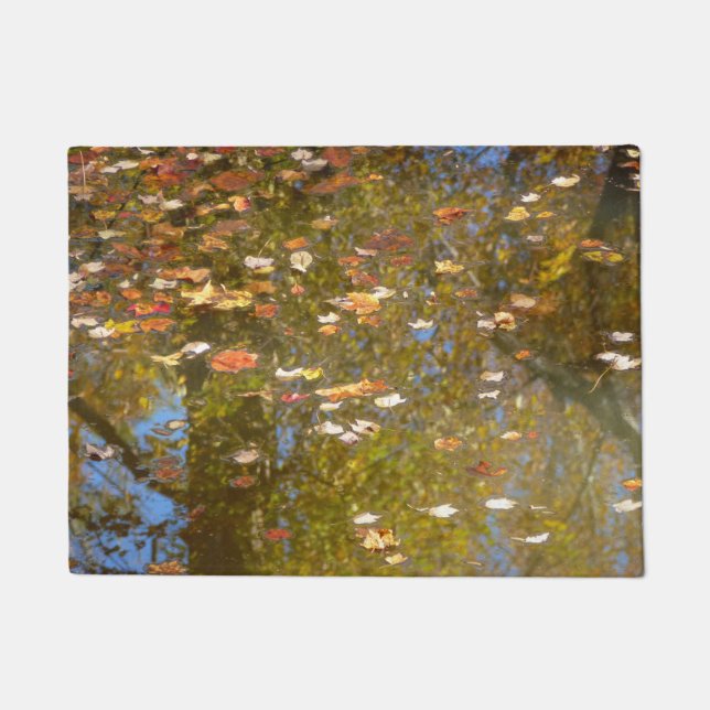 Paillasson Feuilles d'automne et réflexion sur le cours d'eau (Devant)
