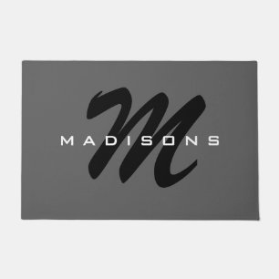 Paillasson Grey Black Bold Monogramme Moderne Nom de famille
