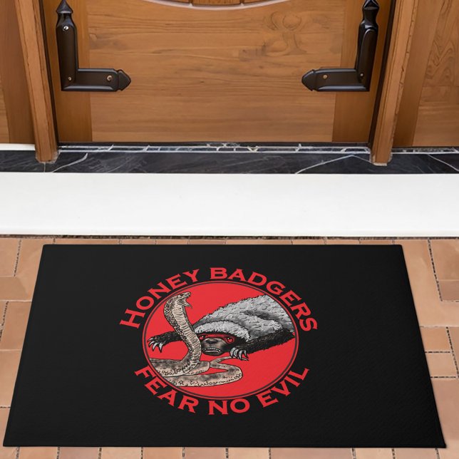 Paillasson Le Ratel citation badass (Honey badgers fear no evil quote red and black doormat funny badass wild animal art)