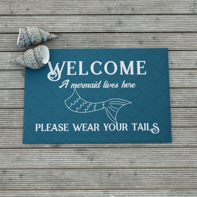Paillasson Mermaid Vit Ici Drôle Turquoise Doormat (Welcome! You must wear your tails when you visit. A fun mermaid themed doormat just for you)