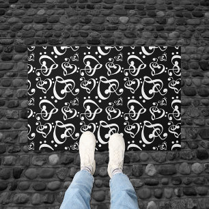 Paillasson Motif noir et blanc de notes de musique de coeurs