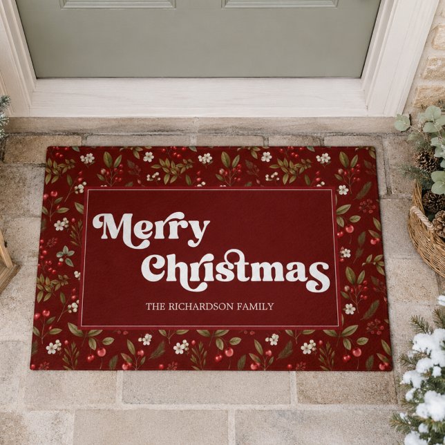 Paillasson Noël Rouge Élégant (elegant retro vintage red botanical merry christmas typography doormat with custom family name)