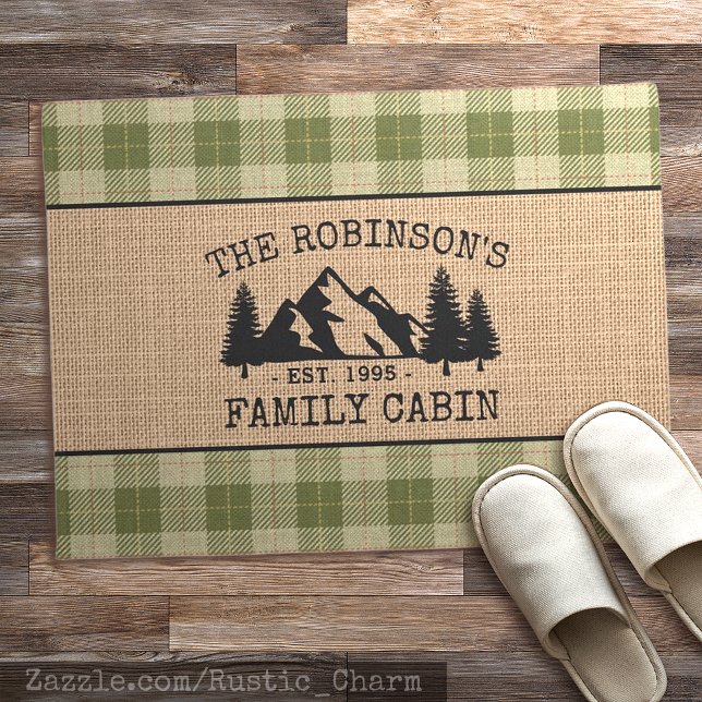 Paillasson Nom de famille Cabine Arbres Sage Green Plaid Burl (Several sizes to choose from.)