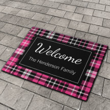 Pink Plaid Welcome Monogramme Nom de famille