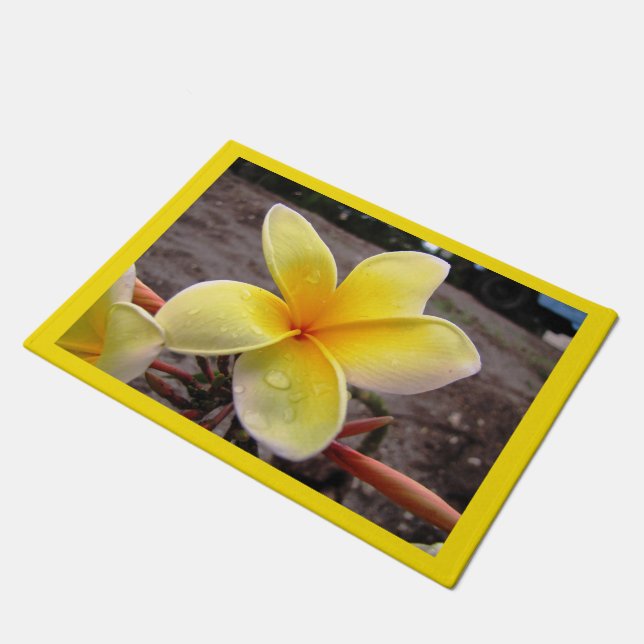 Paillasson Plumeria Jaune Personnalisée - Frangipani Porte Ma (Incliné)